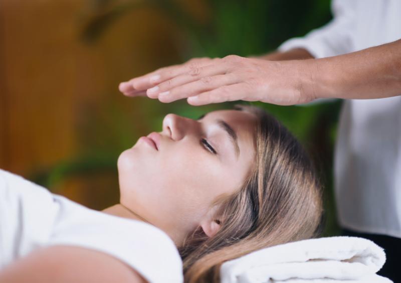 Imagen Bono Masaje + Reiki (5 sesiones)
